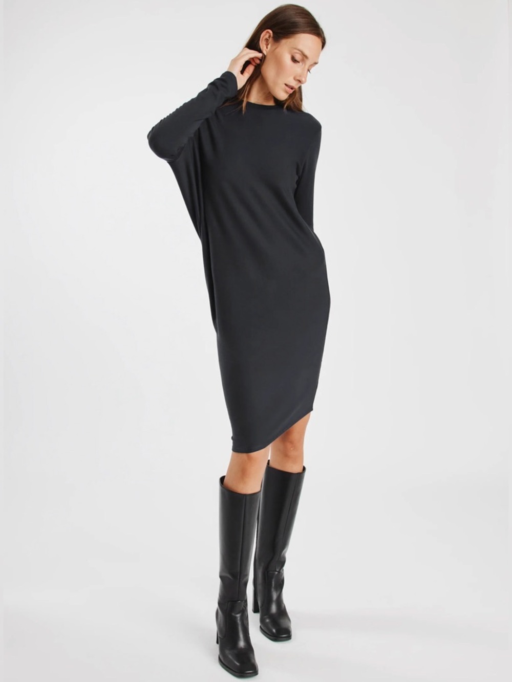 KIT AND ACE • Wave Long Sleeve Dress in Black